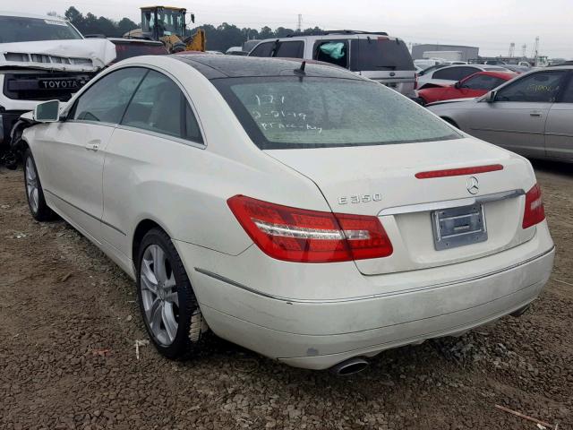 WDDKJ5GBXAF032856 - 2010 MERCEDES-BENZ E 350 WHITE photo 3