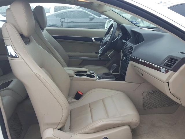 WDDKJ5GBXAF032856 - 2010 MERCEDES-BENZ E 350 WHITE photo 5