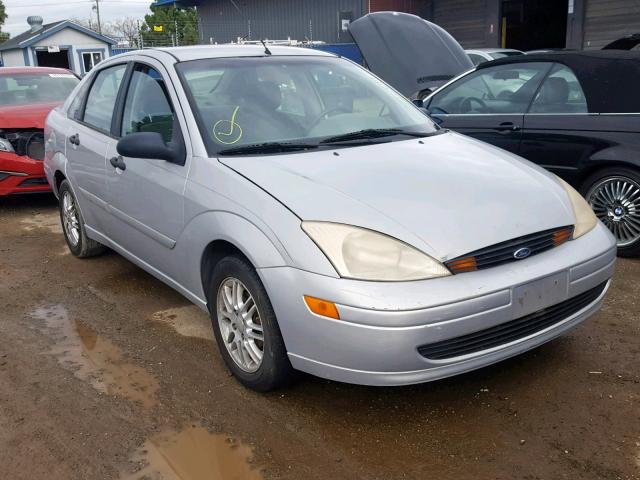 1FAFP3835YW107727 - 2000 FORD FOCUS ZTS SILVER photo 1