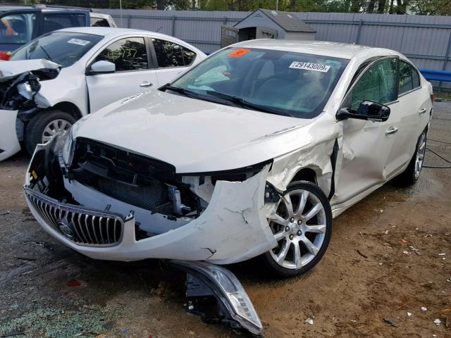 1G4GJ5E31DF194970 - 2013 BUICK LACROSSE T WHITE photo 2