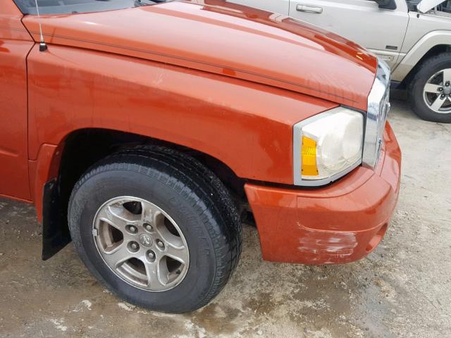 1D7HW48P17S263421 - 2007 DODGE DAKOTA QUA ORANGE photo 9