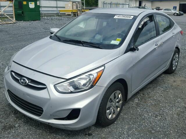 KMHCT4AE2GU968461 - 2016 HYUNDAI ACCENT SE SILVER photo 2