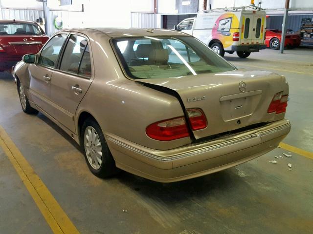 WDBJF65J71B241176 - 2001 MERCEDES-BENZ E 320 GOLD photo 3