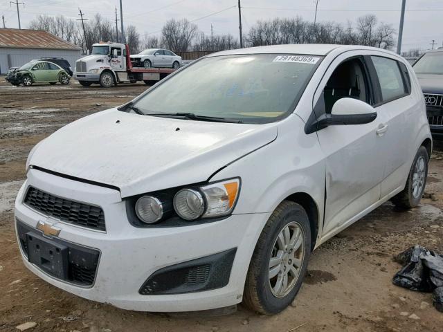 1G1JA6SH9C4150380 - 2012 CHEVROLET SONIC LS 白色 照片 2