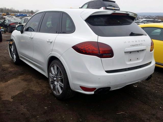 WP1AD2A25DLA70696 - 2013 PORSCHE CAYENNE GT WHITE photo 3