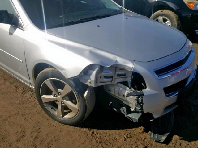 1G1ZC5E00CF345477 - 2012 CHEVROLET MALIBU 1LT ნაცრისფერი ფოტო 9