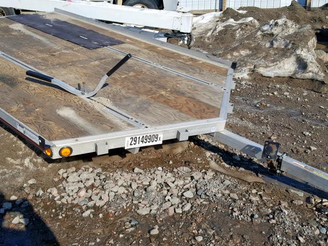 4TCSS1126GH105620 - 2016 TRVL TRAILER SILVER photo 9