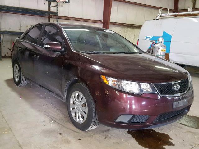 KNAFU4A29A5104185 - 2010 KIA FORTE EX MAROON photo 1