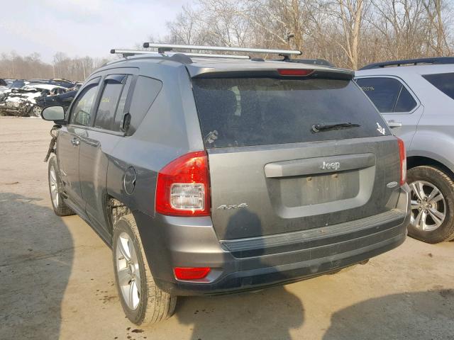 1J4NF1FB5BD239147 - 2011 JEEP COMPASS SP ნაცრისფერი ფოტო 3
