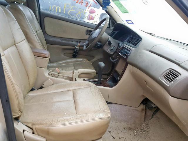 1N4DL01D51C138584 - 2001 NISSAN ALTIMA XE GOLD photo 5