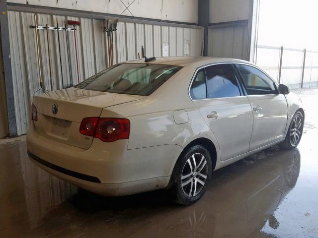 3VWDT71K56M728272 - 2006 VOLKSWAGEN JETTA TDI WHITE photo 4