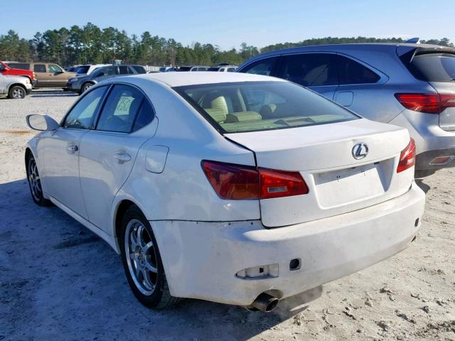 JTHBK262162002715 - 2006 LEXUS IS 250 WHITE photo 3