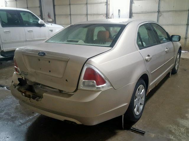 3FAFP06Z76R183763 - 2006 FORD FUSION S GOLD photo 4