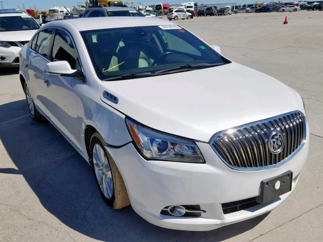 1G4GB5GR2FF239268 - 2015 BUICK LACROSSE WHITE photo 1