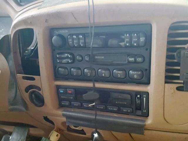 5LMPU28L4WLJ38427 - 1998 LINCOLN NAVIGATOR 黑色 照片 9