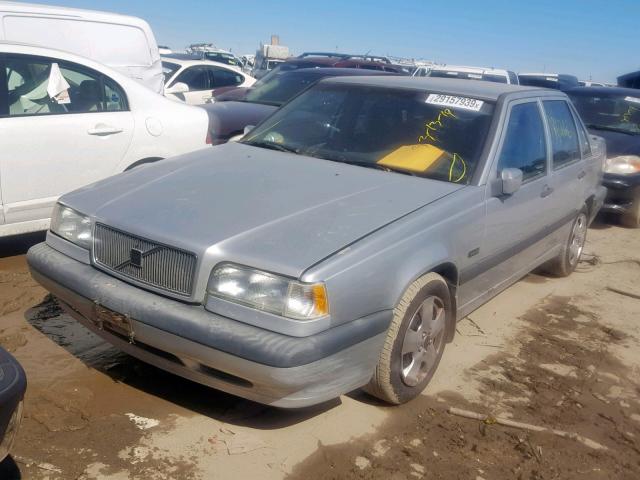 YV1LS554XV1398250 - 1997 VOLVO 850 SILVER photo 2