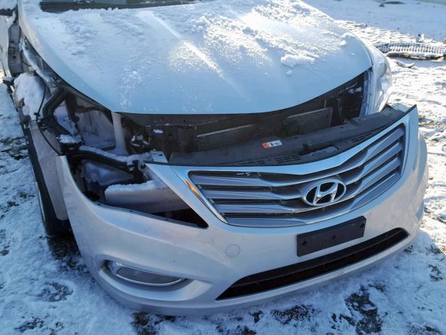 KMHFH4JG7CA125917 - 2012 HYUNDAI AZERA GLS SILVER photo 9