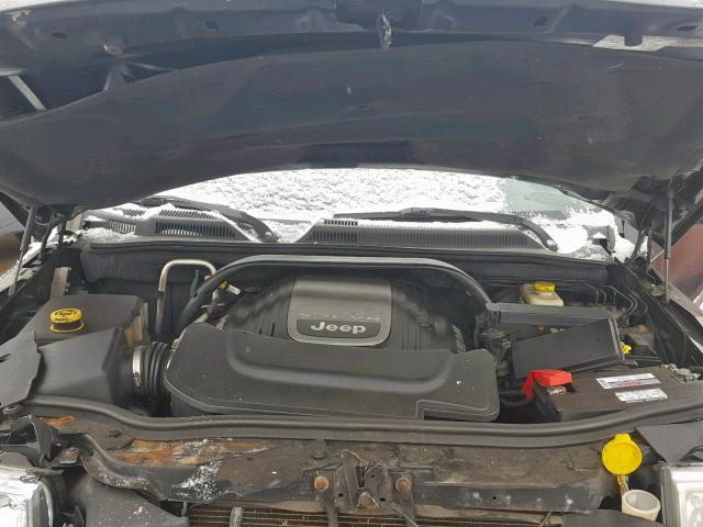 1J8HG58246C280121 - 2006 JEEP COMMANDER BLACK photo 7