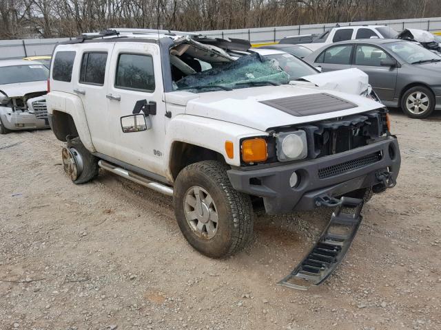 5GTDN136168103813 - 2006 HUMMER H3 WHITE photo 1