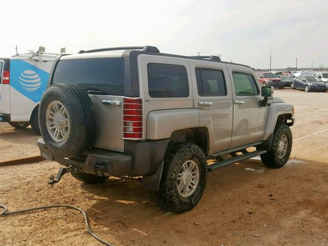 5GTDN13E978161497 - 2007 HUMMER H3 BEIGE photo 4