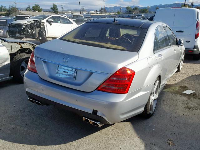 WDDNG71X48A192962 - 2008 MERCEDES-BENZ S 550 SILVER photo 4