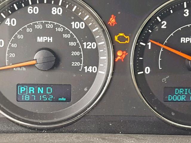 1J8HH48K96C367195 - 2006 JEEP COMMANDER BROWN photo 8