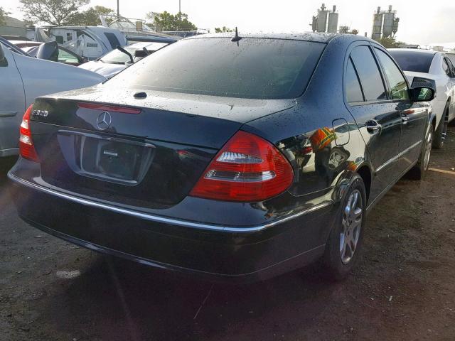 WDBUF65J75A620249 - 2005 MERCEDES-BENZ E 320 BLACK photo 4