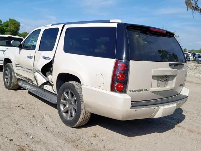 1GKS1MEF9DR105930 - 2013 GMC YUKON XL D WHITE photo 3