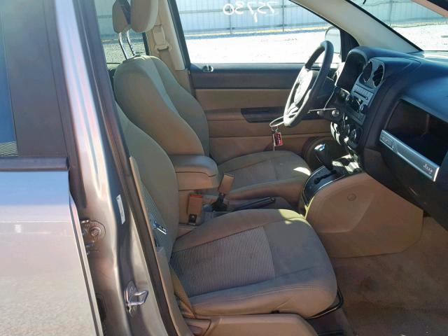 1C4NJCBA1FD262380 - 2015 JEEP COMPASS SP 银色 照片 5