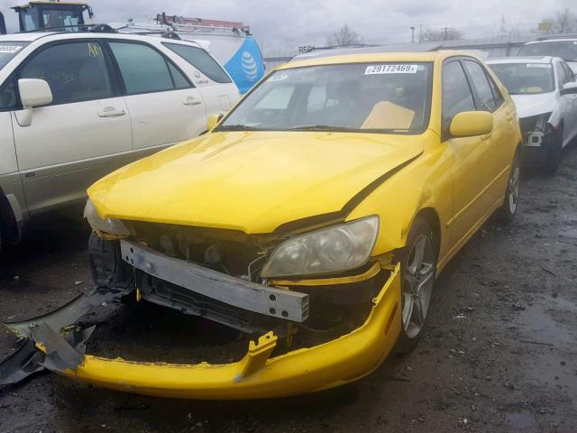 JTHBD182010030107 - 2001 LEXUS IS 300 YELLOW photo 2