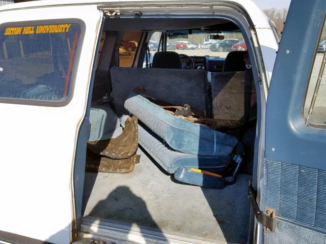 1GNER16K7MF148344 - 1991 CHEVROLET SUBURBAN R WHITE photo 9