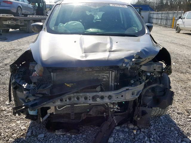 1FMCU0F77DUD38799 - 2013 FORD ESCAPE S GRAY photo 9