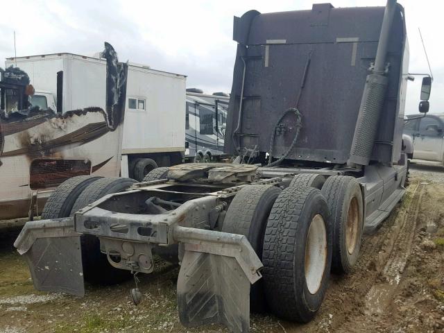 1FUJA6CK16LV49935 - 2006 FREIGHTLINER CONVENTION MAROON photo 4