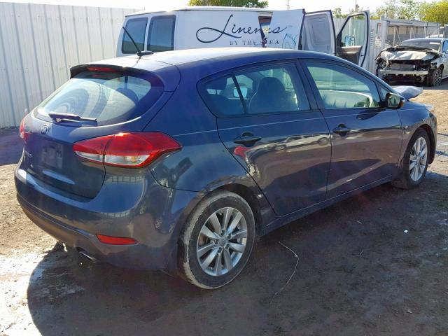 KNAFX5A83G5493934 - 2016 KIA FORTE EX GRAY photo 4