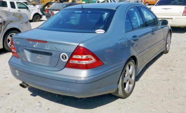 WDBRF40J35A784311 - 2005 MERCEDES-BENZ C 230K SPO BLUE photo 4