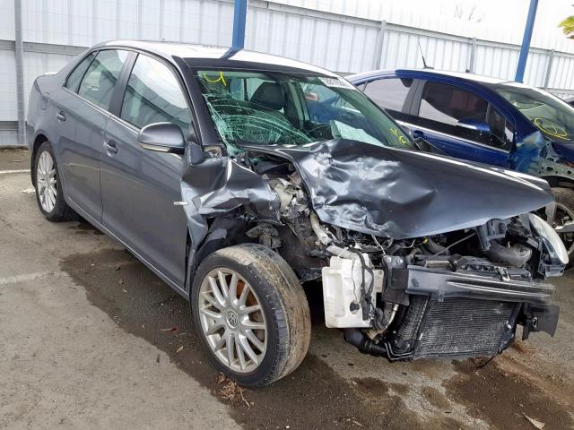 3VWRJ71K79M077212 - 2009 VOLKSWAGEN JETTA WOLF SILVER photo 1