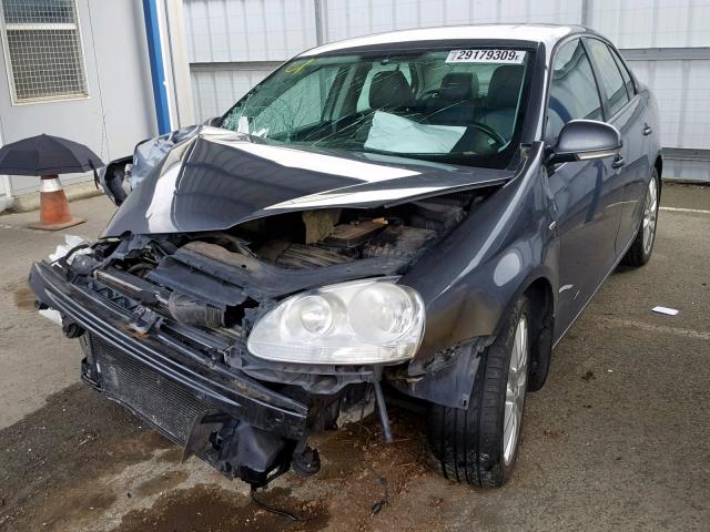 3VWRJ71K79M077212 - 2009 VOLKSWAGEN JETTA WOLF SILVER photo 2