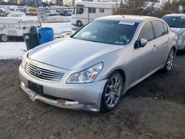 JNKCV61F79M360598 - 2009 INFINITI G37 SILVER photo 2