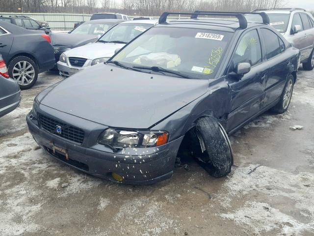 YV1RH59H942417675 - 2004 VOLVO S60 2.5T GRAY photo 2