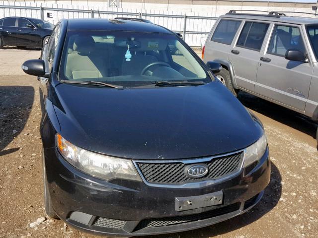 KNAFU4A21A5869231 - 2010 KIA FORTE EX BLACK photo 9