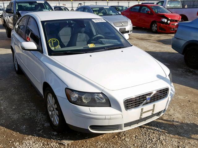 YV1MS382652049258 - 2005 VOLVO S40 2.4I WHITE photo 1