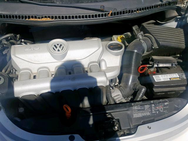 3VWSF31Y39M411753 - 2009 VOLKSWAGEN NEW BEETLE Silber Foto 7