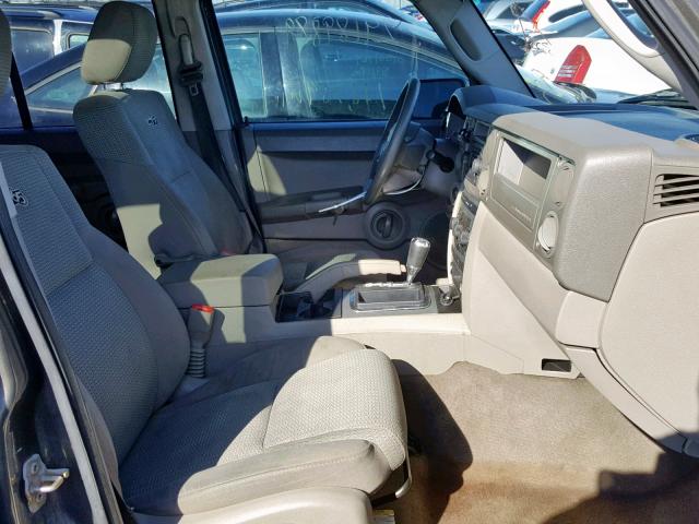 1J8HG48K86C363190 - 2006 JEEP COMMANDER BROWN photo 5