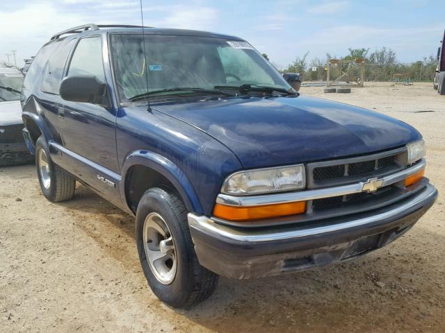 1GNCS18W8YK254388 - 2000 CHEVROLET BLAZER BLUE photo 1