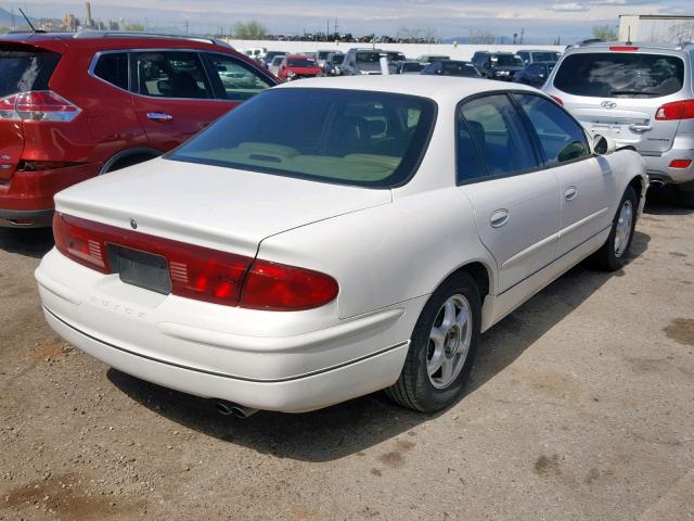 2G4WB52K031240914 - 2003 BUICK REGAL LS WHITE photo 4