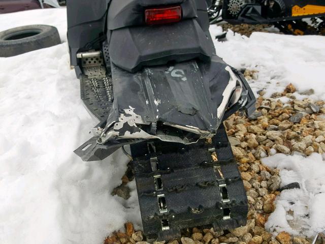 2BPSMXBA4BV000126 - 2011 SKI DOO MXZ WHITE photo 9