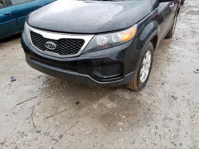 5XYKTDA28CG280112 - 2012 KIA SORENTO BASE  photo 9