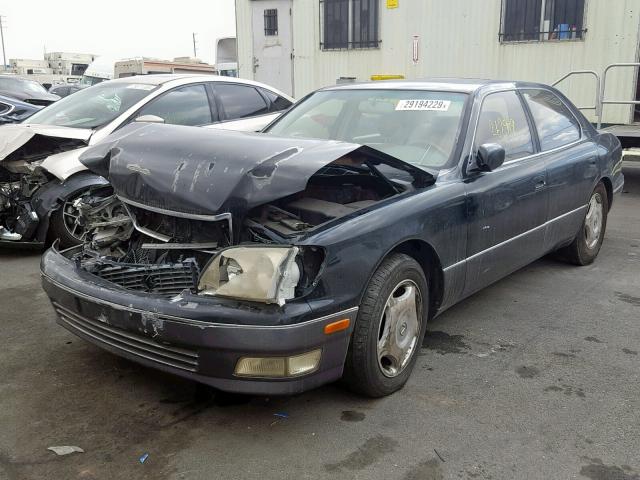 JT8BH28F7W0136106 - 1998 LEXUS LS 400 BLACK photo 2