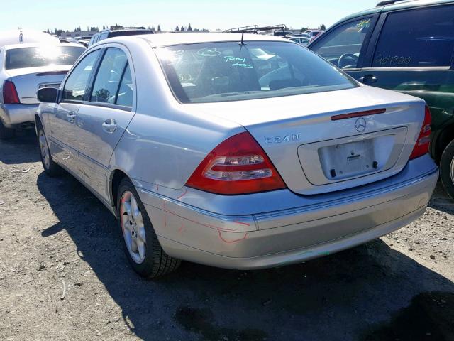 WDBRF61J63F305440 - 2003 MERCEDES-BENZ C 240 SILVER photo 3