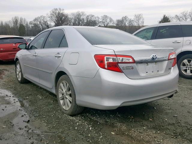 4T1BD1FK2CU025650 - 2012 TOYOTA CAMRY HYBR SILVER photo 3